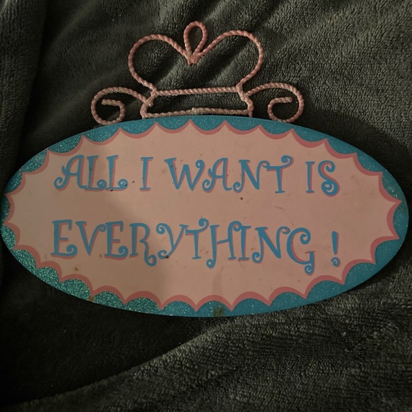 Sign - Picture 1 of 1